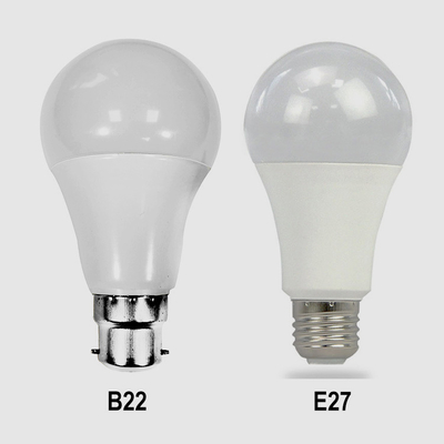 CE Erp E27 7w 15w 12w 9w 고 광도 LED 전구 A60 270도 빔 각도와 Ra80